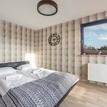 Foka, Sun & Snow Apartment Hel