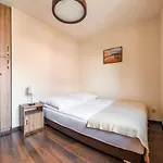 Foka, Sun & Snow Apartment Hel